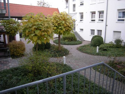 2-Zimmer-Eigentumswohnung mit Einbauküche, Balkon und 2-TG-Plätzen