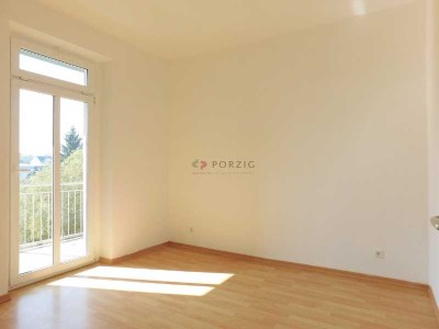 Traumhafte 4-Zimmer-Wohnung mit Balkon – Viel Platz & viel Licht!