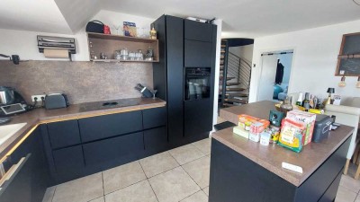 Individuelle Raumgestaltung! 101m² Maisonette - Whg., 2 Bäder, Balkon, inkl. Stellplatz