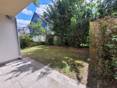 Aufwändig sanierte Ein-Zimmerwohnung mit eigenem Garten in Bonn - Ippendorf
