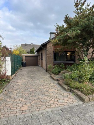 Einfamilienhaus mit Garten, Garage & S-Bahn Nähe in Sindorf Graf-von-Galen-Straße , 50170 Kerpen
