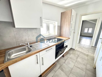 Moderne 3-Zimmer-Wohnung mit Einbauküche und Tageslichtbad mit Wanne in zentraler Innenstadtlage