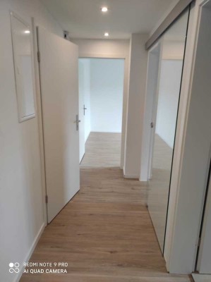 Komplettmodernisierte 2-Zimmer Wohnung ab 15.08