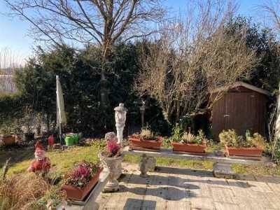 Bieterverfahren: sonniger Winkelbungalow in TOP-S/W-Lage von Aichtal-Grötzingen - sofort frei!