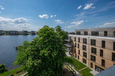 Penthouse mit atemberaubendem Wasserblick und 30 m²-Dachterrasse - Besichtigung auch am Wochenende.