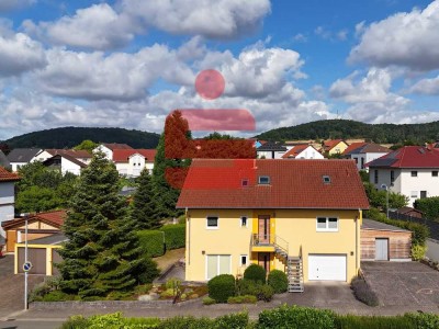 Repräsentatives Wohnhaus mit Gewerbeoption und großem Grundstück
