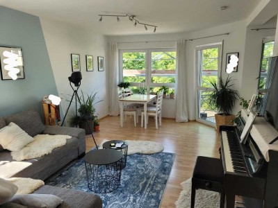 Stilvolle, gepflegte 3-Zimmer-Wohnung mit Einbauküche in Bad Soden am Taunus