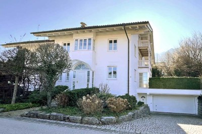 Eleganz & Stil! 
Wohlfühlen in bester Lage mit Alpenblick in Bayerisch Gmain