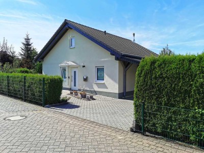 adnota. - BEROD: FREISTEHENDES UND HELLES EINFAMILIENHAUS MIT DACHAUSBAURESERVE IN TOPRUHIGLAGE!