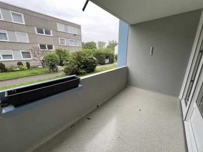 Frisch renoviertes Appartement mit Süd-Balkon, separater Küche im EG/ Hochparterre in H-Süd!