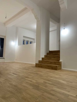 Exklusive Loftwohnung mit Empore und Atrium