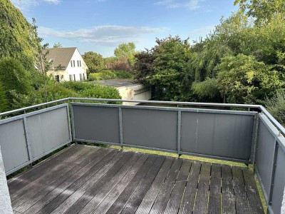 Helle 3-Raum-Hochparterre-Wohnung mit geh. Innenausstattung mit Balkon und EBK