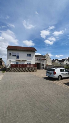 *Freundliche 3 Zimmerwohnung sucht einen Neuen Mieter*