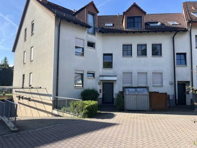 3-Zimmer-Dachgeschosswohnung mit Blick ins Grüne