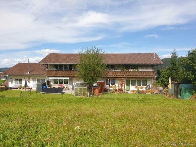 Hier stimmt nicht nur die Rendite.
Mehrfamilienhaus in Ruhmannsfelden.