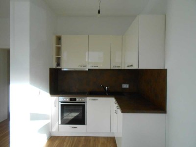 Schloßchemnitz * Lichtdurchflutetes Apartment mit EBK * 01.02.2026