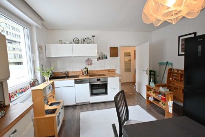 BO-Innenstadt - Helle 3,5 Zimmer Wohnung mit großer Dachterasse und Balkon zum entspannen!