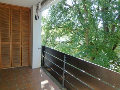 Helle 3-Zimmer-Wohnung, renoviert, zentral, wenige Minuten zum See