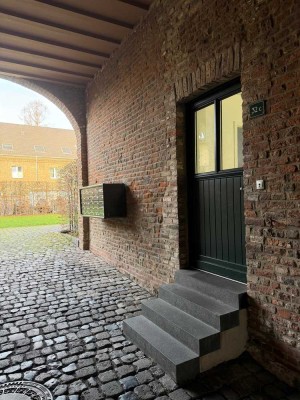 Exklusive 3-Zimmer-Maisonette-Wohnung in Köln-Worringen