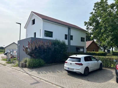 Doppelhaushälfte als Neubau mit guter Ausstattung in Naturnaher und ruhiger Lage in Kehl