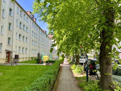 +2-Zimmer mit Duschbad u. EBK+Courtagefrei für Käufer+