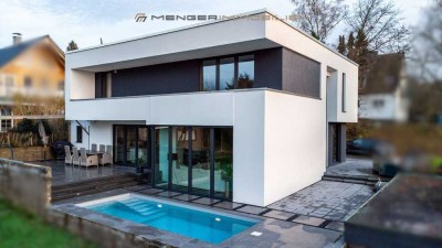 Design trifft Lebensqualität: Premium-Haus mit Pool und umfangreicher Ausstattung