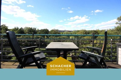 Haus im Haus: 4-Zimmer-Maisonette-Wohnung mit Balkon, TG-Stellplatz und Blick ins Grüne