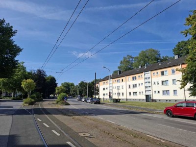 Moderne renovierte 3-Zimmer-Wohnung in Mülheim Broich