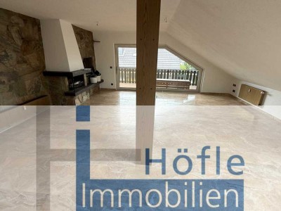 Lorsch, großzügige 3 ZKB Dachgeschosswohnung mit Balkon und Pkw-Stellplatz