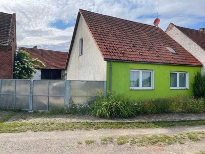 Kleiner 3-Seitenhof bei Rhinow - Sanierungsobjekt mit Ausbaupotenzial