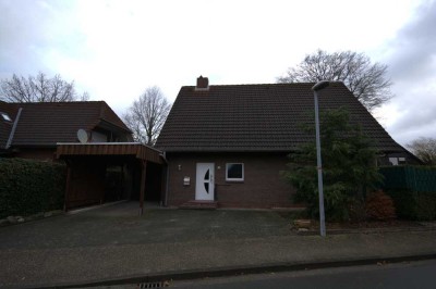 Einfamilienhaus mit Garage in Bad Zwischenahn