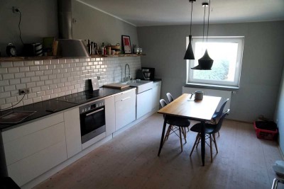 Schöne 2.5-Zimmer-Wohnung in zentraler Lage der Moerser Innenstadt zu vermieten.