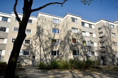 Großzügige Erdgeschosswohnung mit Balkon // EG rechts
