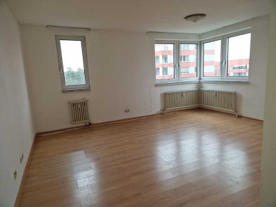 Schöne 2-Zimmer-Wohnung - inklusive Einbauküche!