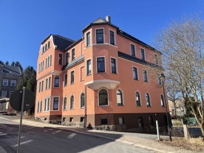 Gemütliches Wohnen mit Gartenidylle – 4-Zimmer-Dachgeschosswohnung in ruhiger Lage