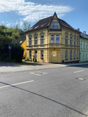 Arbeiten und wohnen: Mehrfamilien- und Appartementhaus in Velbert-Mitte.