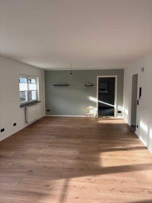 Bereit zum Kauf: 6 ZKBB Einfamilienhaus in schöner, familiengerechter Lage in Wiesloch -Baiertal