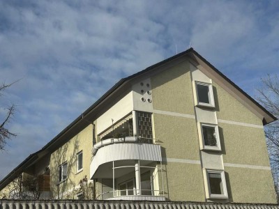 3,5 Zimmer Wohnung + Mansardenzimmer   in Jebenhausen