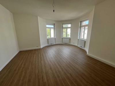 Erstbezug nach Sanierung: Wunderschöne 3-Zimmer-Wohnung mit gehobener Innenausstattung in Hanau