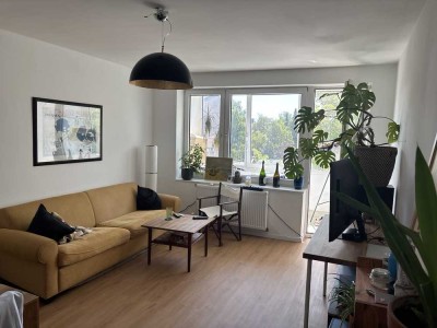 Stilvolle 3-Zimmer-Wohnung mit Balkon und Einbauküche in Hamburg Hohenfelde