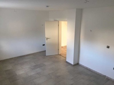 Kuschelige Doppelhaushälfte 4 Zimmer/ Einbauküche