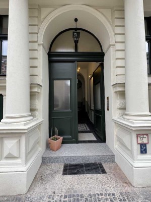Wunderschöne Wohnung mit großem Balkon und Aufzug