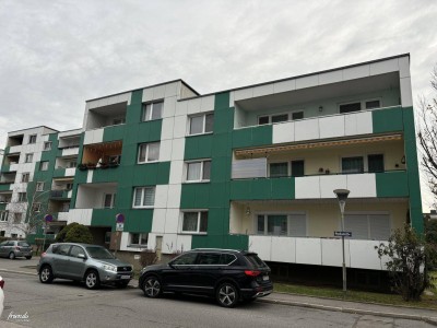 4-Zimmer-Wohnung mit Loggia und Parkplatz .... für Anleger perfekt .... vermietet