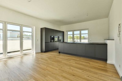 PROVISIONSFREI! PENTHOUSE-MAISONETTE MIT ATEMBERAUBENDER UMLAUFENDER TERRASSE, EBK,  STELLPLATZ!