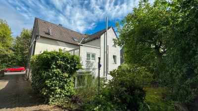 Doppeltes Wohnpaket mit Terrasse & Garage in Essen-Borbeck.