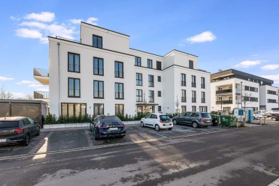 Zweitbezug: EG 4-Zimmer Wohnung mit großem Garten + 2 TG Stellplätze