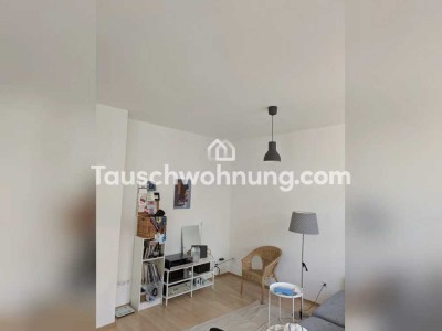 Tauschwohnung: Suche 3-4 ZW / Biete helle Altbauwohnung 2 ZW