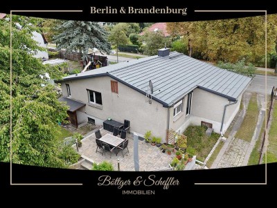 Liebevoll gepflegtes Einfamilienhaus im Bungalowstil mit Keller