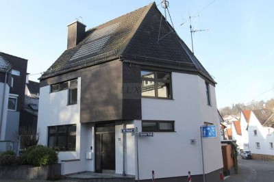 Schönes Architektenhaus in Wiesbaden-Rambach (provisionsfrei)