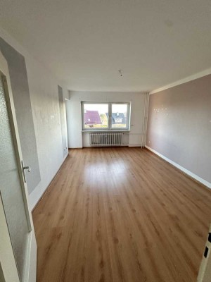 Schöne helle 2 Zimmer Wohnung in Zentraler Lage